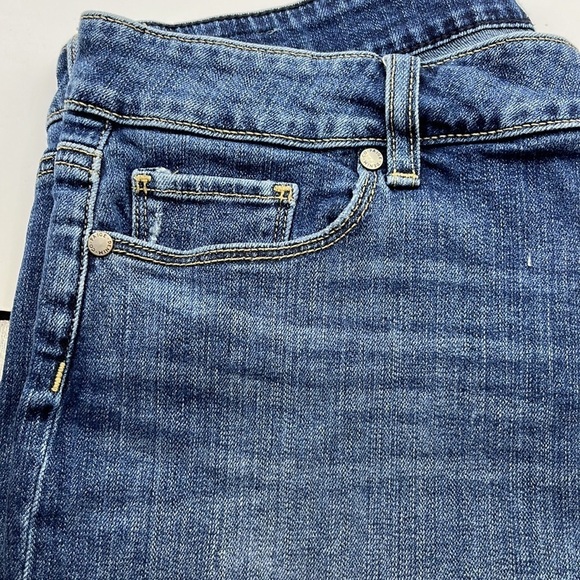 Paige Catalina Short 3” Inseam Mid Rise Size 31 - Picture 14 of 16